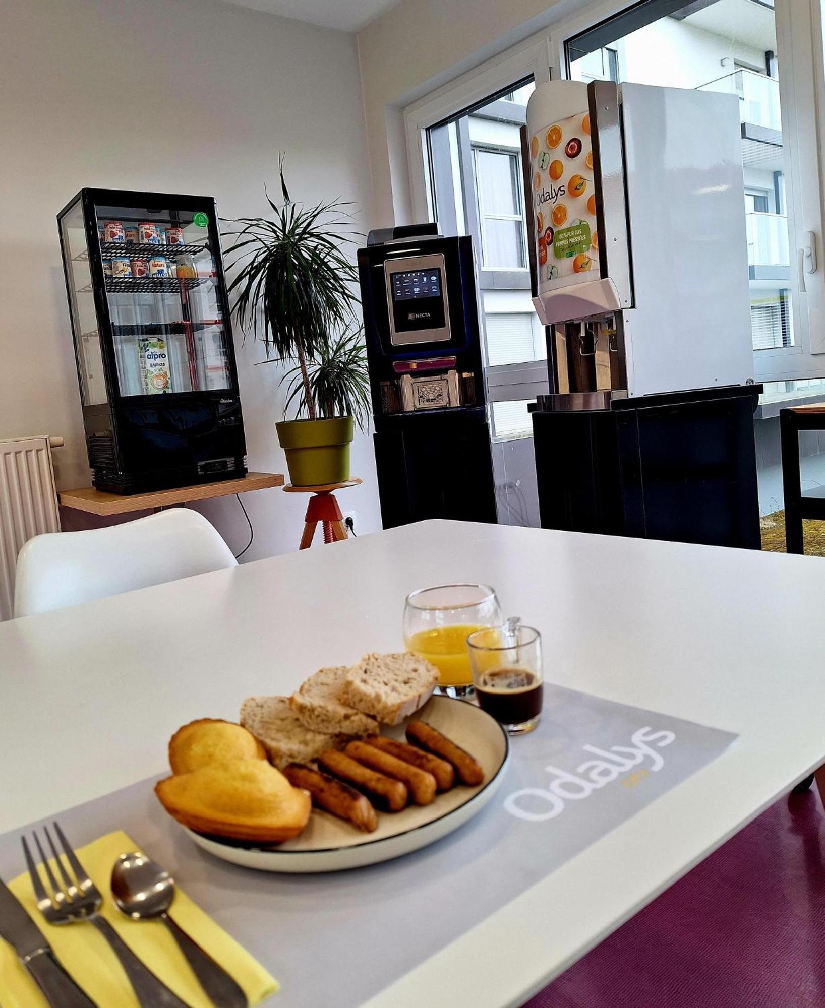 Appart Hotel Odalys City Metz Manufacture Bagian luar foto